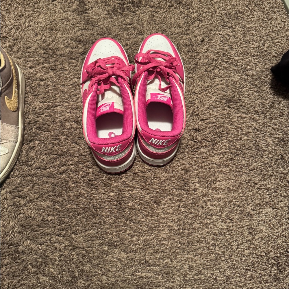 Nike dunk women size 8